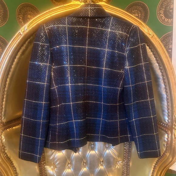 St. John Plaid Jacket in Blue and White, Size 2 - Picture 5 of 6